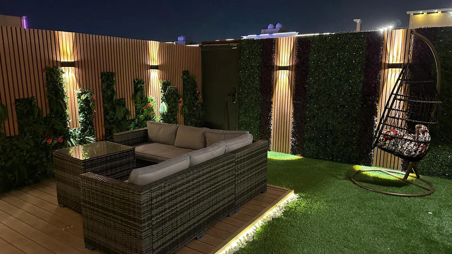 Apartment Stunning Rooftop Studio Escape Riyadh